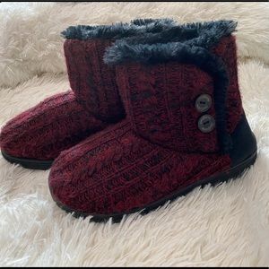 Dearfoams Sweater-knit Slipper Boot NWOT